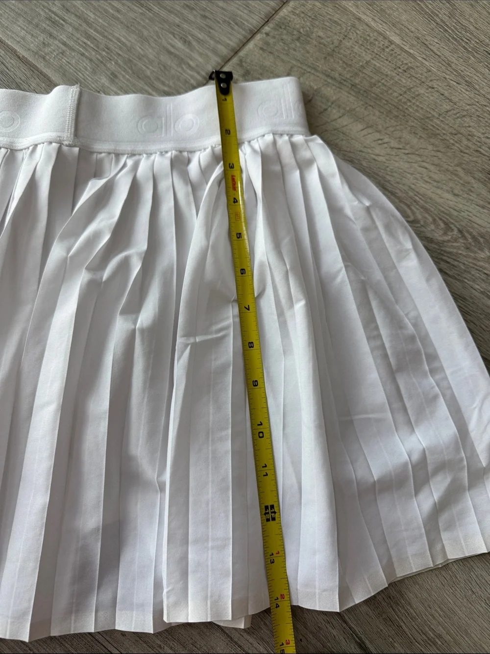 ALO Yoga White Pleated Tennis Skort